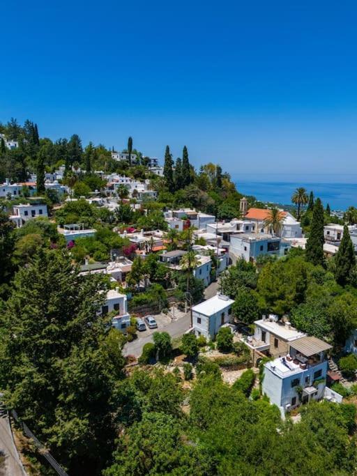 Villa Karmi'De Rueya Gibi Tatil Kyrenia  Exterior foto