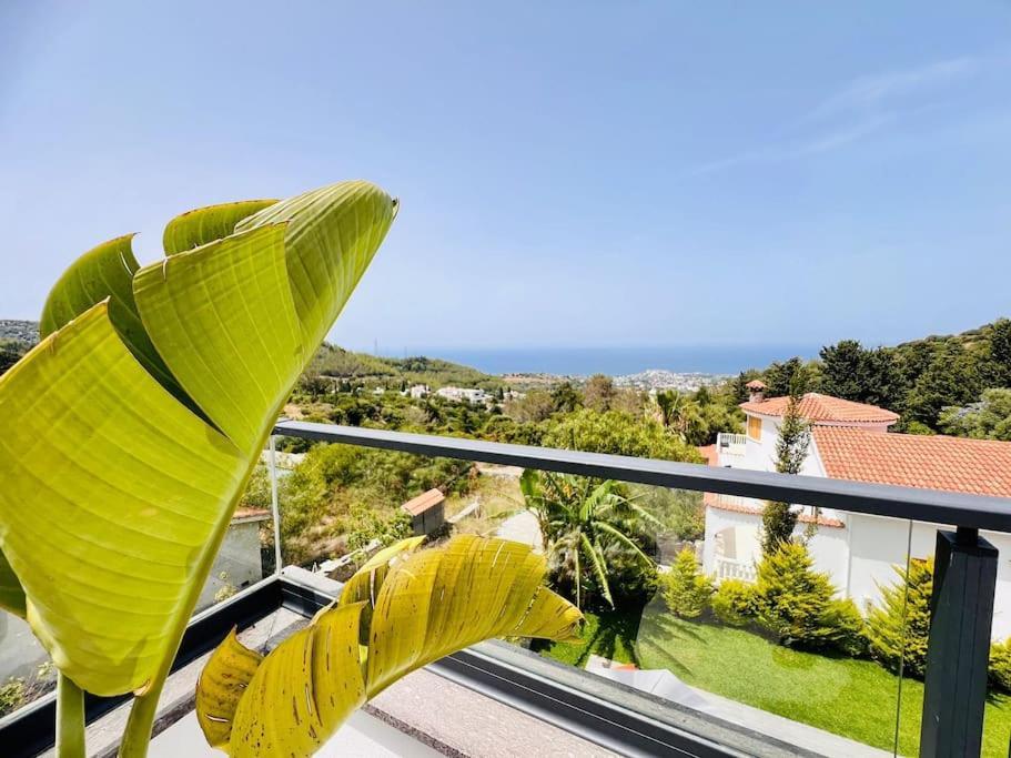 Villa Karmi'De Rueya Gibi Tatil Kyrenia  Exterior foto